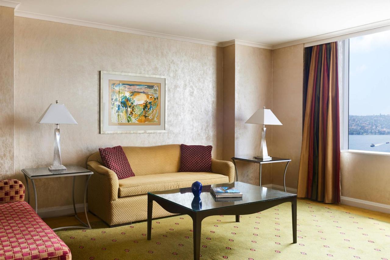 Sydney Harbour Marriott Hotel At Circular Quay Екстер'єр фото A living room at the Four Seasons Hotel
