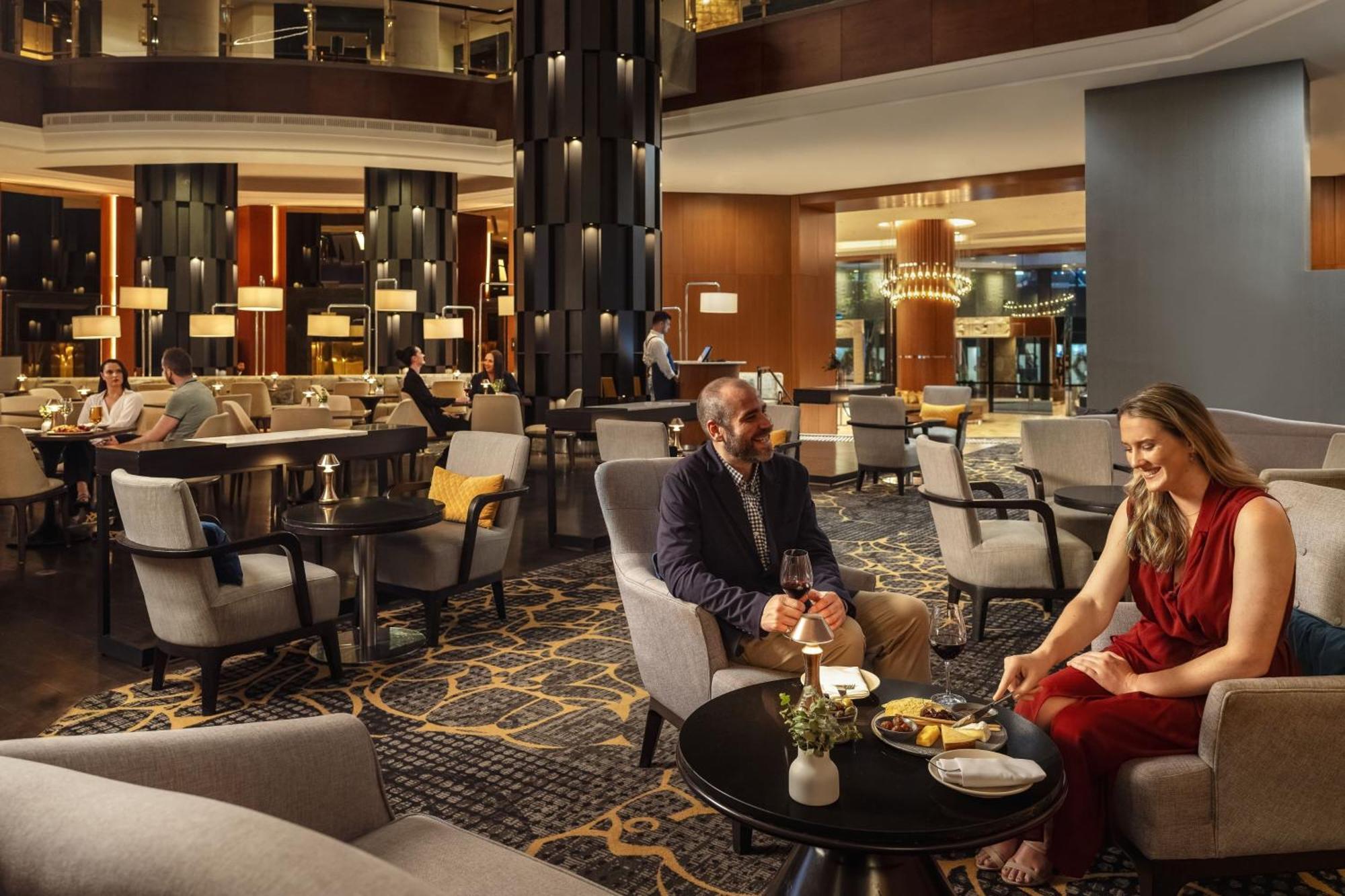 Sydney Harbour Marriott Hotel At Circular Quay Екстер'єр фото The lobby